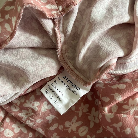 Shein Pink Floral Mini Skirt with Zipper Ruffle Bottom - Picture 2 of 6